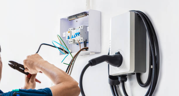 Best Commercial Electrician Services  in Freeport, NY